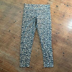 Victoria’s Secret cheetah print L loungewear cozy leggings